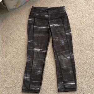 Capri workout leggings